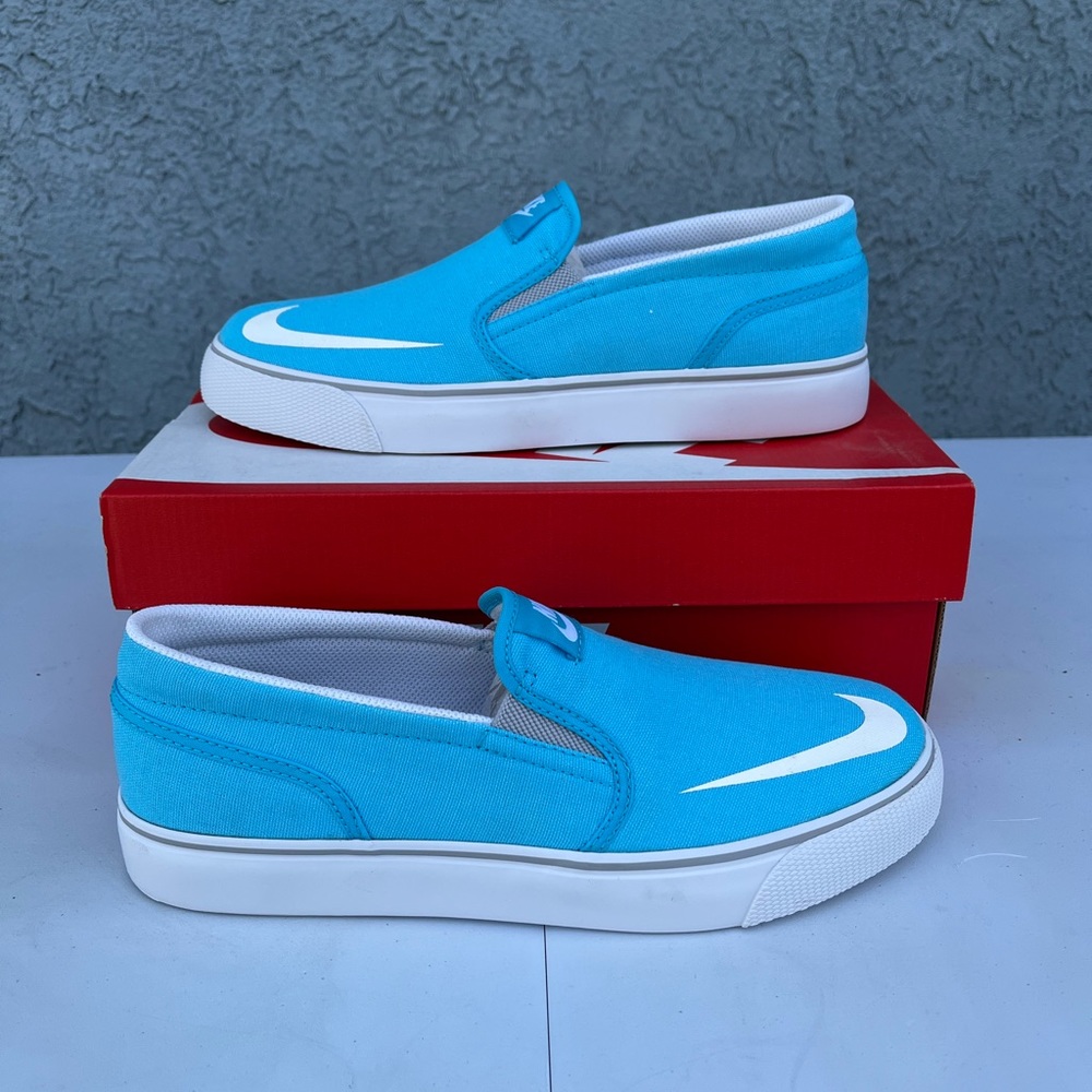 Nike Toki Slip On CVS